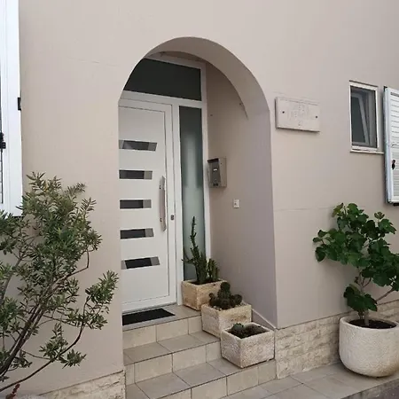 דירה Vrime ביוגראד נה מורו