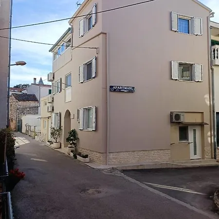Vrime Apartment