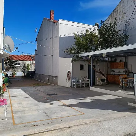 Vrime Apartment *