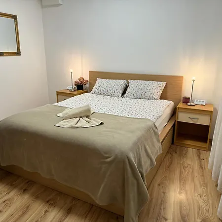 Vrime Apartment *