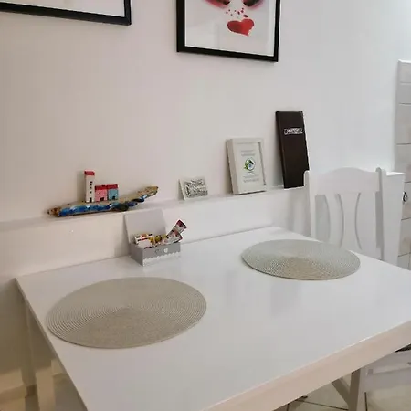 Vrime Apartment *
