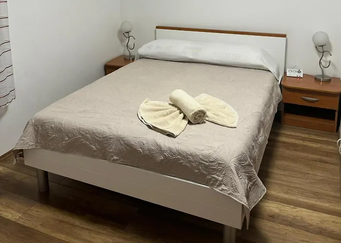 Vrime Биоград-на-Мору