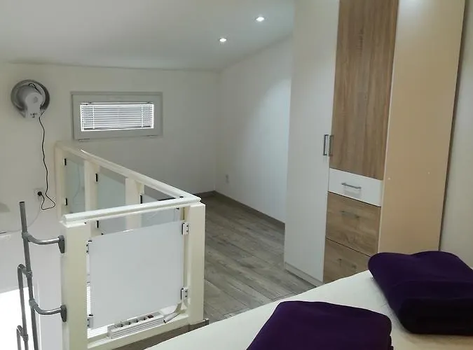 Vrime * Биоград-на-Мору